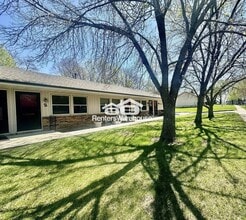 Building Photo - 1117 E 41st St