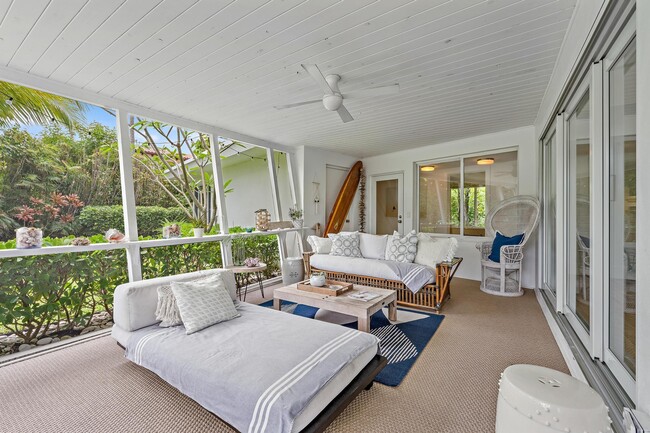 Building Photo - 145 Beacon Ln