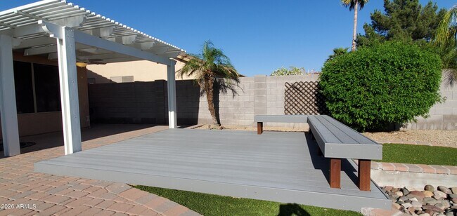 Building Photo - 4117 W Menadota Dr