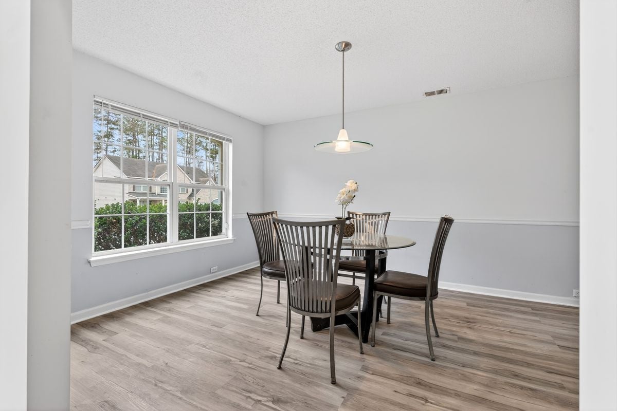 Building Photo - 5040 Estonian Dr