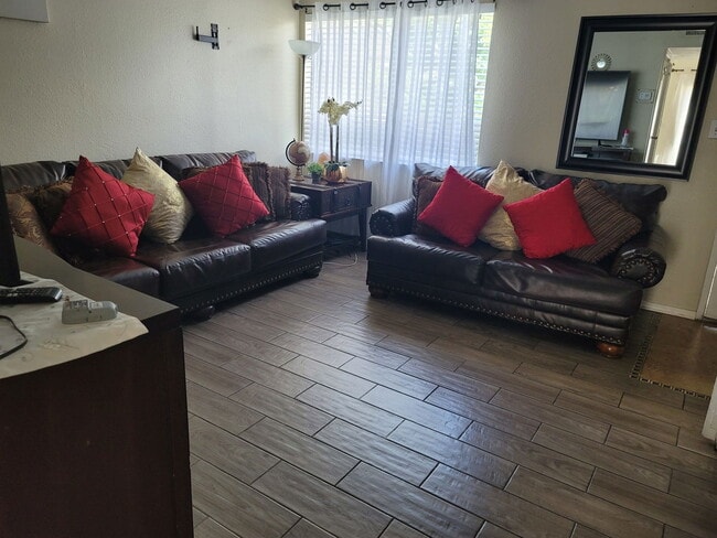 Building Photo - 4770 S Topaz St