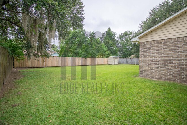 Building Photo - 1253 Roberts Way