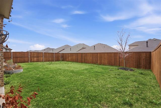 Building Photo - 1216 Rosebay Dr