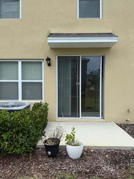 Building Photo - 1 Bella Lago Cir
