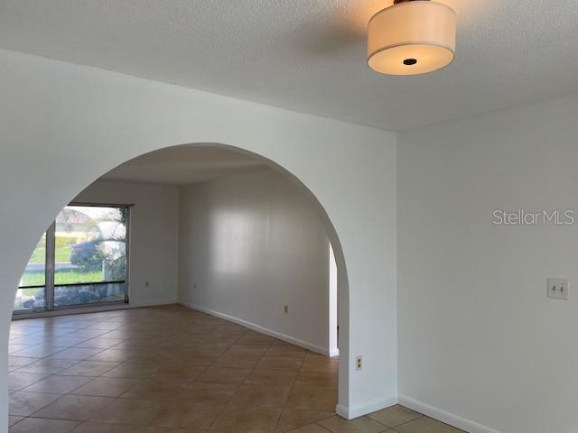 Building Photo - 1708 Claw Ct