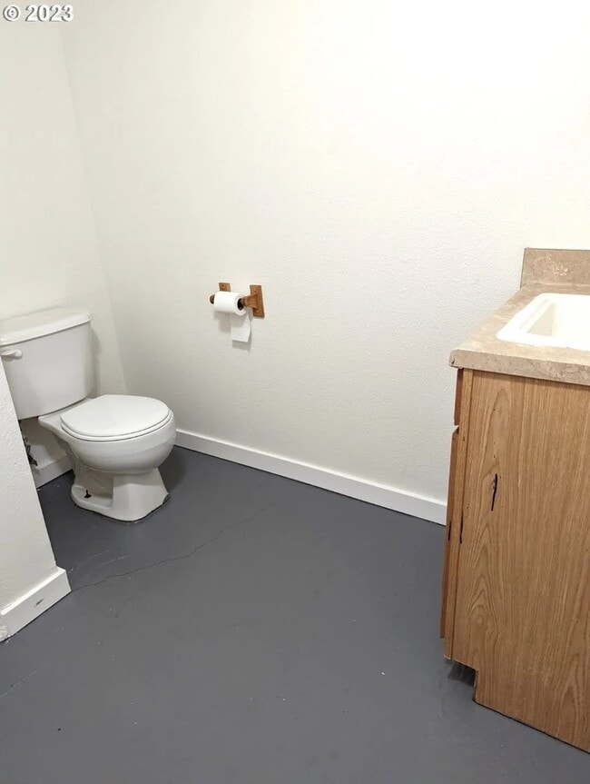 Building Photo - 436 Norway St NE