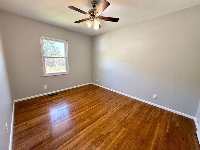 Building Photo - 575 W Market St