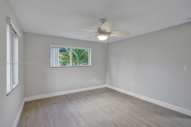 Building Photo - 3800 SW 58th Terrace