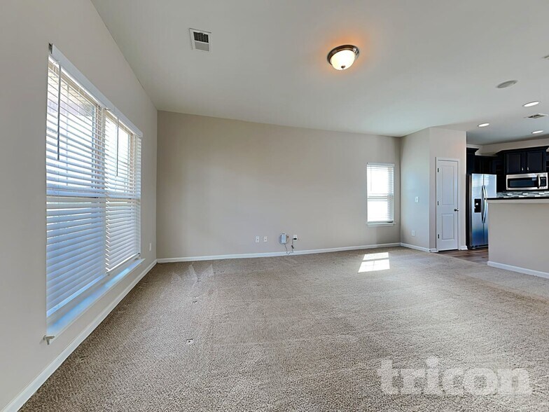 Building Photo - 539 Branch Wood Dr