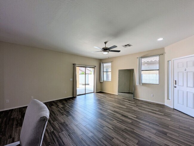 Building Photo - 16635 N 169th Ave
