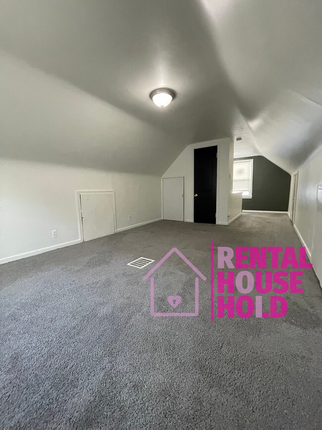 Building Photo - 12511 Whitehill St