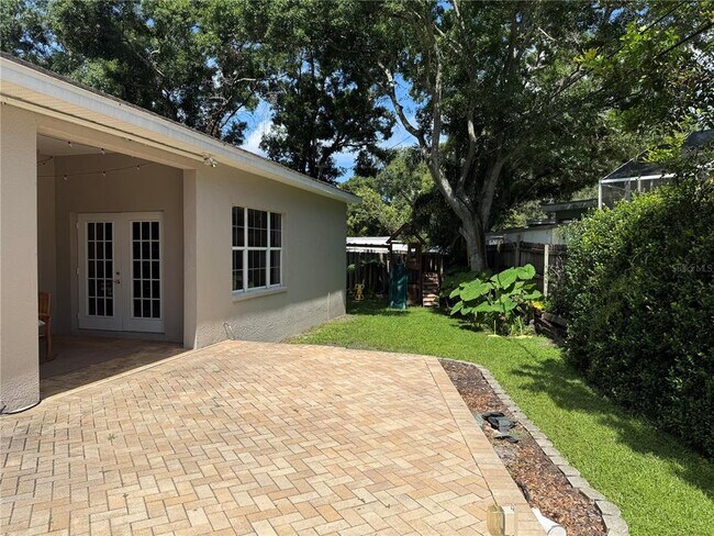 Building Photo - 2270 Barbara Dr