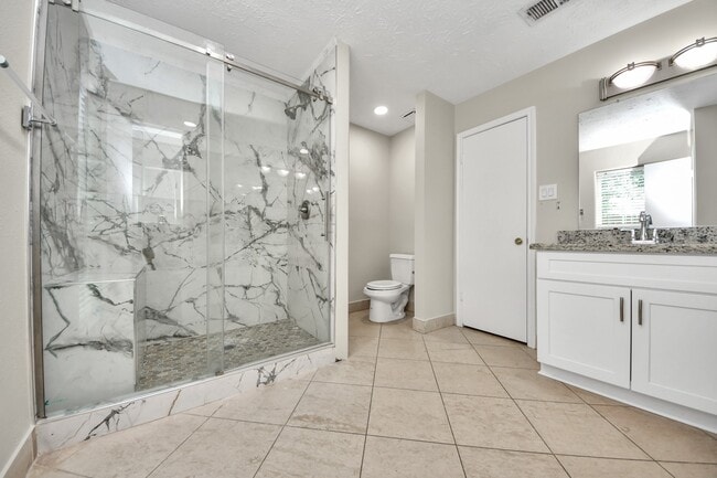 Building Photo - 5039 E Pagewick Dr
