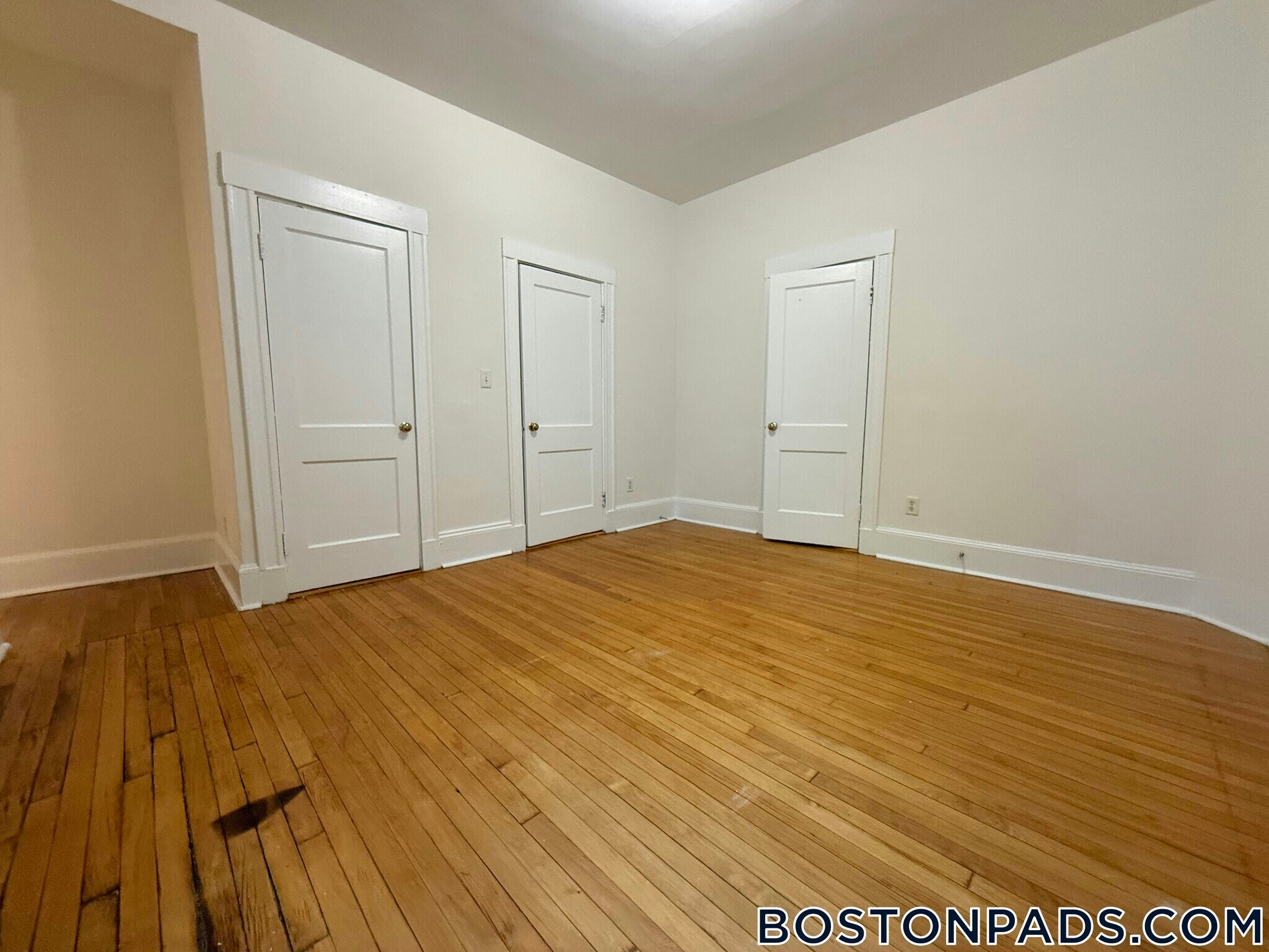 Building Photo - 17 Fairbanks St