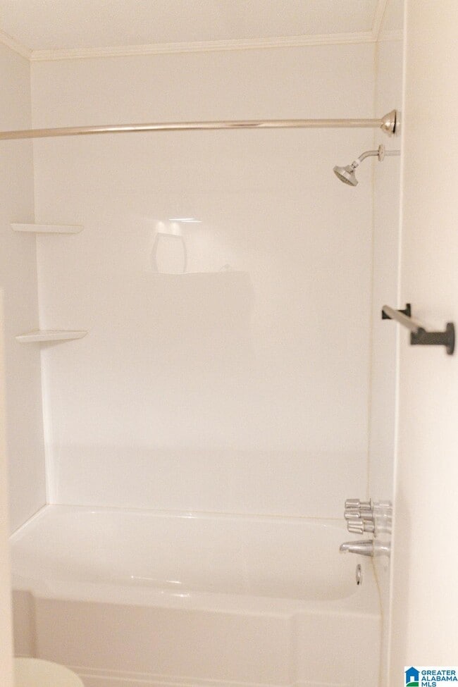 Building Photo - 1303 Woodland Vlg