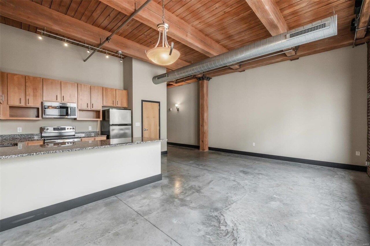 Building Photo - 1114 Lucas Ave