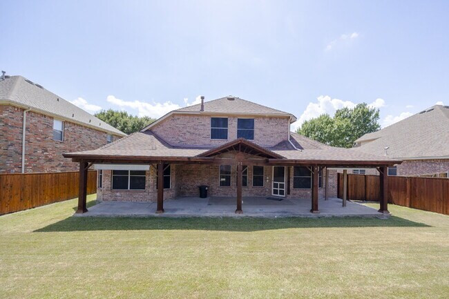 Building Photo - Spacious 4-Bedroom Home with Large Backyard in Rowlett