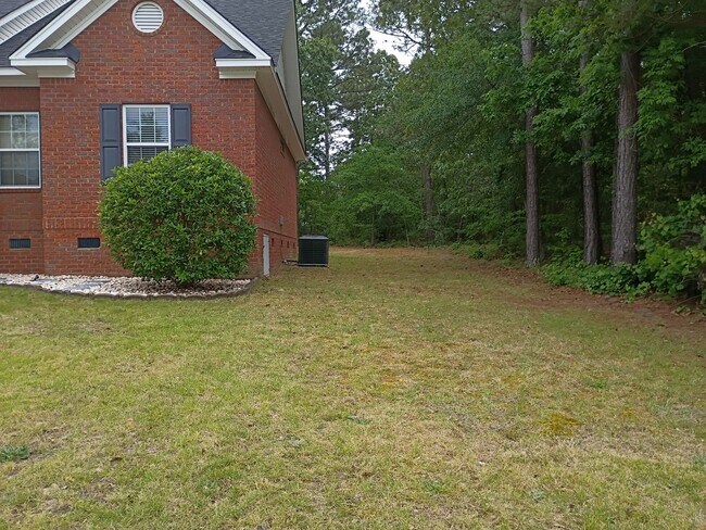 Building Photo - Fabulous Brick Three Bedroom Home in Blythewood SC!