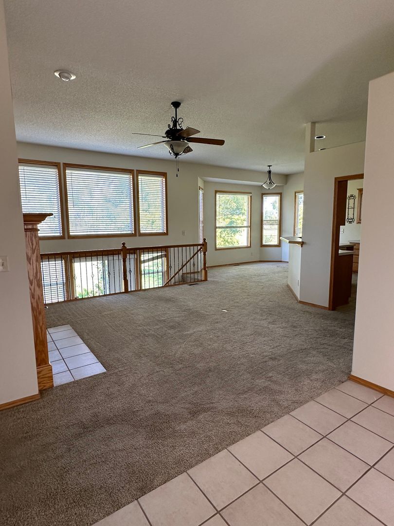 Building Photo - 200 Sienna Dr