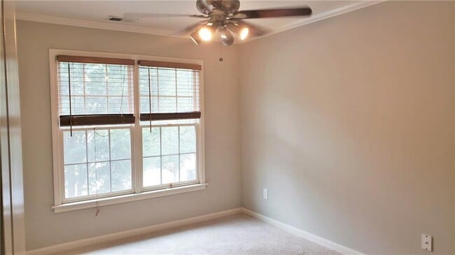 Building Photo - 211 Water Oak Pl