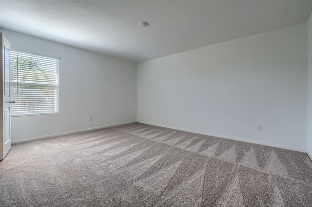 Building Photo - 4117 Equestrian Dr