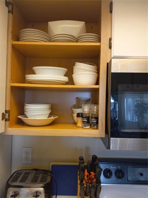 Building Photo - 2027 Royal Bay Blvd