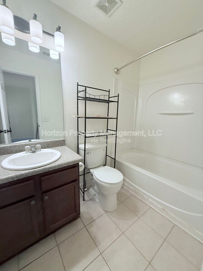 Building Photo - 5705 Mountain Top Pl