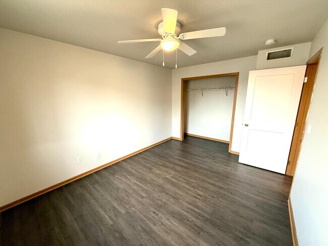 Building Photo - 4524 Twain Cir