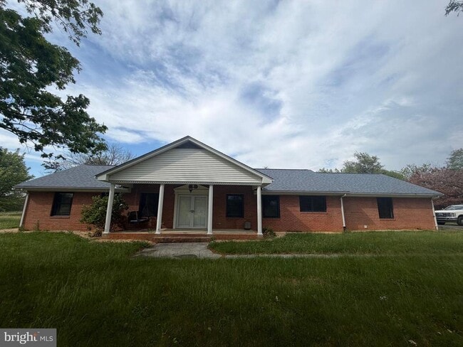 Building Photo - 116 Rehoboth Ln