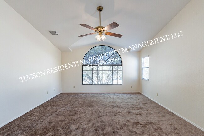 Building Photo - 12490 N Copper Queen Way