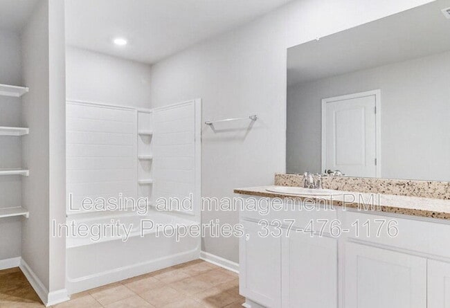 Building Photo - 136 Romain Picard Dr