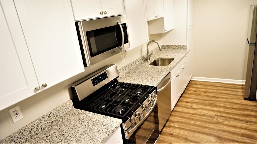 Building Photo - 11818 Breton Ct