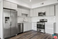 Building Photo - 11209 Richland Ave