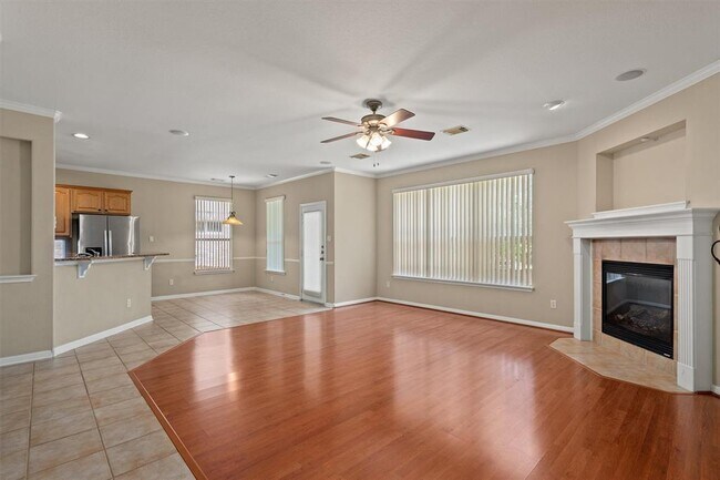 Building Photo - 9013 Sautelle Ln