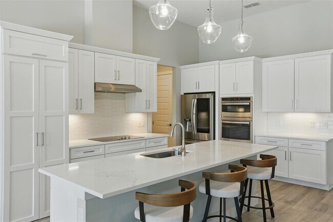 Building Photo - 25463 Hawks Run Ln