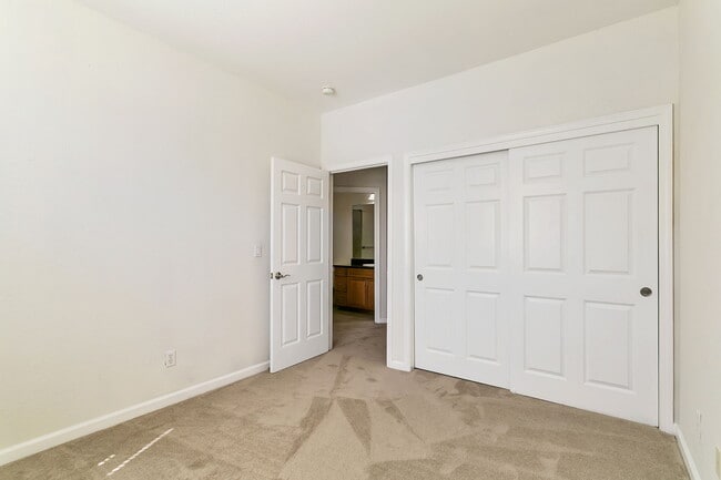 Building Photo - 2743 Corde Terra Cir