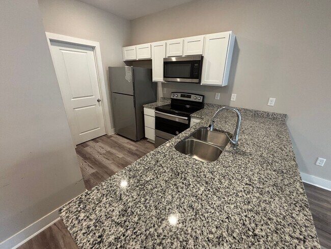 Building Photo - For Rent – Beautiful 3 Bed | 2 Bath Single-Family Home in Valley Center School District