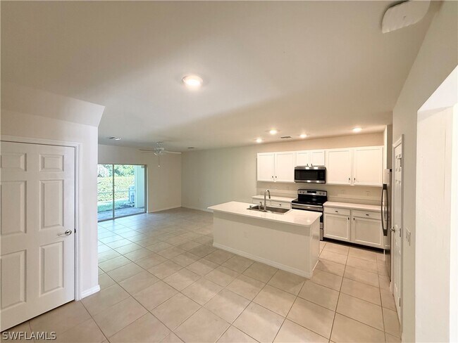 Building Photo - 15319 Wildflower Cir