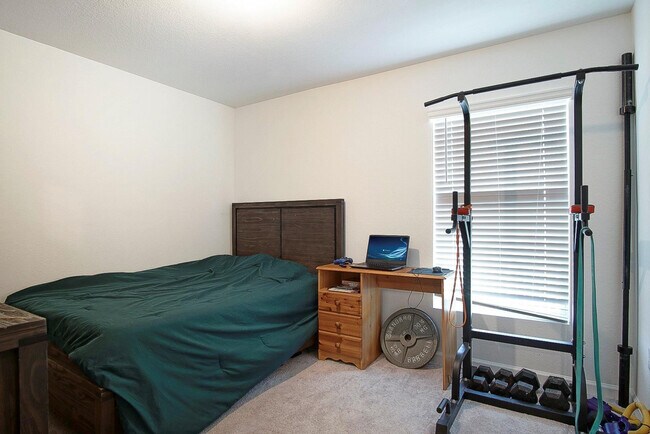 Building Photo - 973 Bent Creek Dr