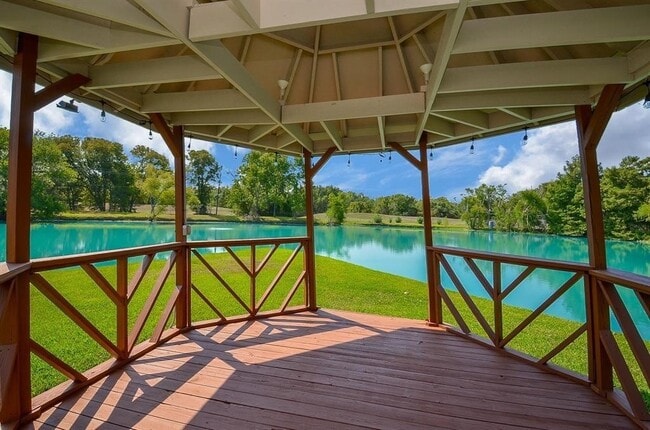 Building Photo - 15735 Tanya Cir
