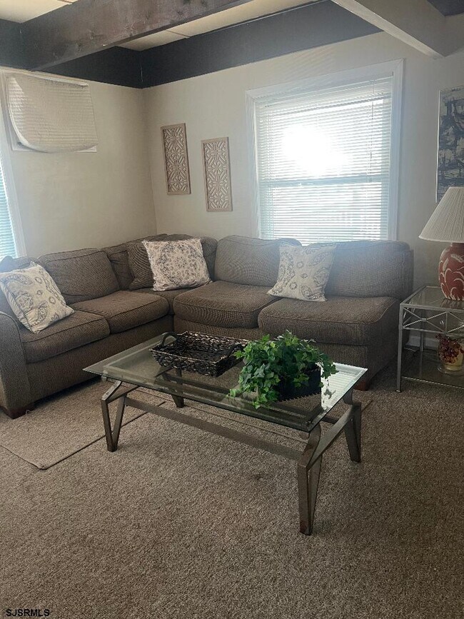 Building Photo - 316 N Vendome Ave