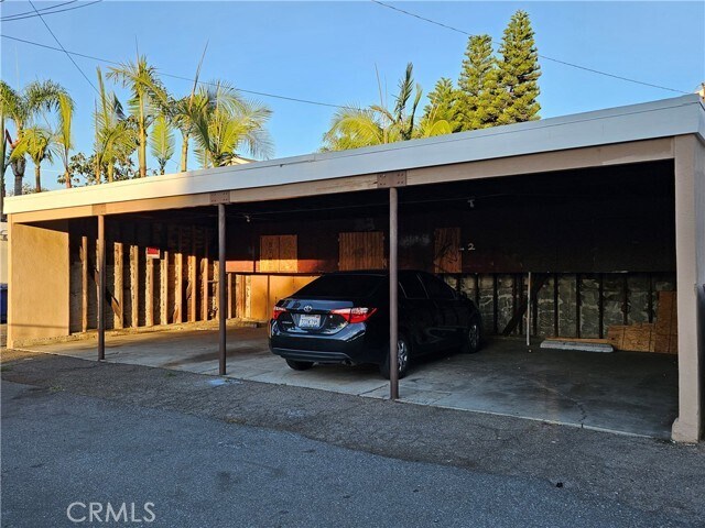 Building Photo - 1381 Burwood St