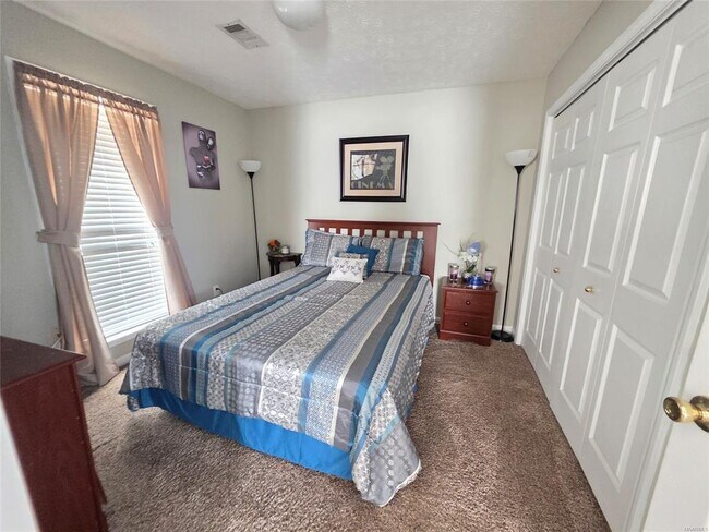 Building Photo - 7448 Pinnacle Point