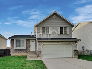 Building Photo - 125 S 150 W