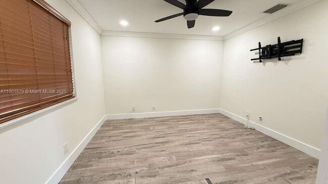 Building Photo - 1407 SW 48th Terrace