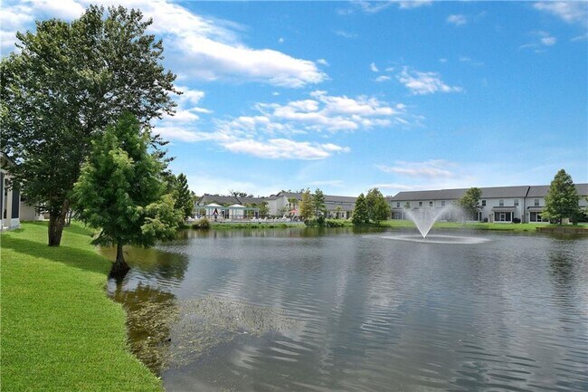 Building Photo - 510 Mariners Cir