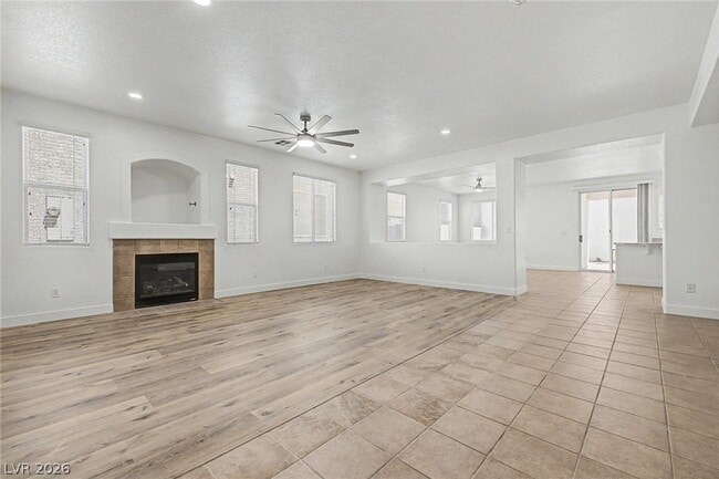 Building Photo - 835 Entrada Ridge Ave