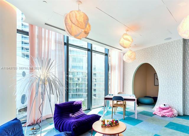 Building Photo - 480 NE 31st St