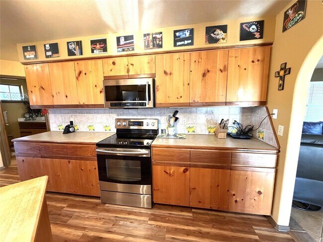 Building Photo - 2035 Borchert Loop