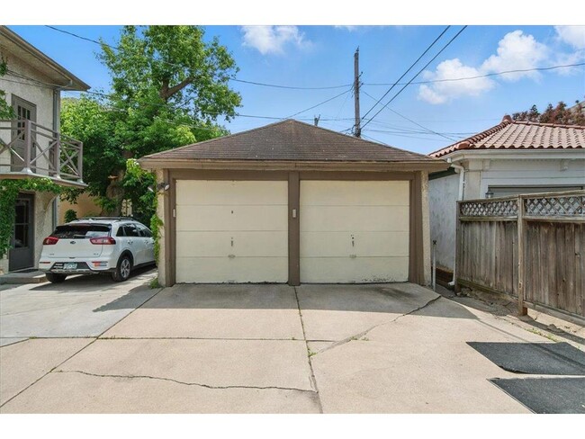 Building Photo - 4948 Lyndale Ave S